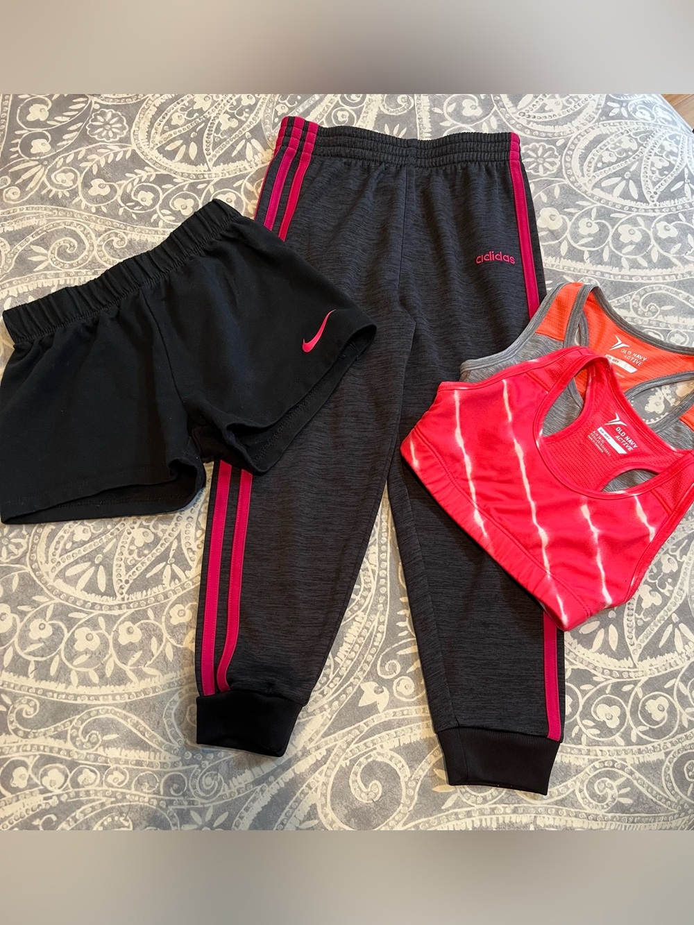 Girls Youth Activewear Bundle | Nike Adidas Old Navy size 6